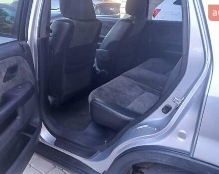 Сірий Хонда СРВ, об'ємом двигуна 2 л та пробігом 240 тис. км за 6700 $, фото 8 на Automoto.ua