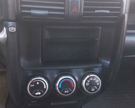 Серый Хонда СРВ, объемом двигателя 2 л и пробегом 240 тыс. км за 6700 $, фото 9 на Automoto.ua