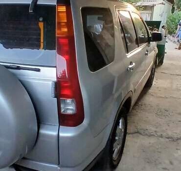 Серый Хонда СРВ, объемом двигателя 2 л и пробегом 230 тыс. км за 7600 $, фото 2 на Automoto.ua