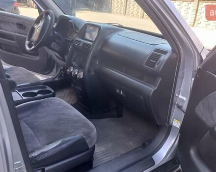 Серый Хонда СРВ, объемом двигателя 2 л и пробегом 240 тыс. км за 6700 $, фото 15 на Automoto.ua