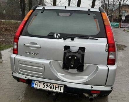 Серый Хонда СРВ, объемом двигателя 2 л и пробегом 215 тыс. км за 7800 $, фото 3 на Automoto.ua