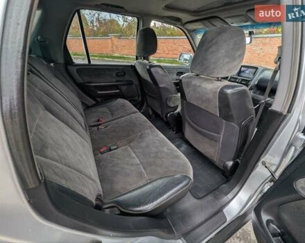 Сірий Хонда СРВ, об'ємом двигуна 2 л та пробігом 281 тис. км за 5700 $, фото 14 на Automoto.ua