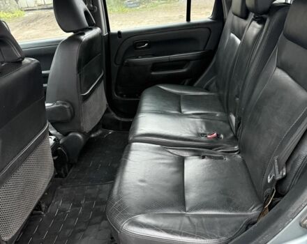 Сірий Хонда СРВ, об'ємом двигуна 2.2 л та пробігом 276 тис. км за 3500 $, фото 7 на Automoto.ua