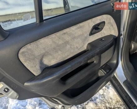 Сірий Хонда СРВ, об'ємом двигуна 2 л та пробігом 281 тис. км за 5900 $, фото 22 на Automoto.ua