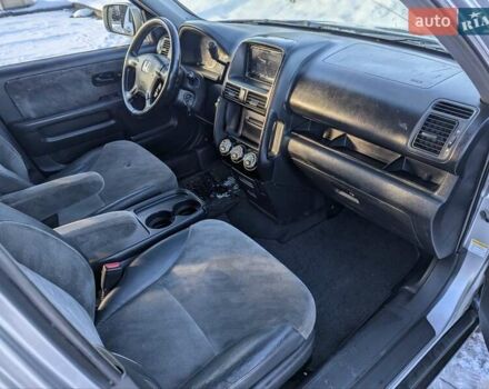 Сірий Хонда СРВ, об'ємом двигуна 2 л та пробігом 281 тис. км за 5900 $, фото 19 на Automoto.ua