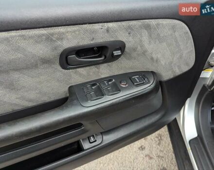 Хонда СРВ 2003 в Трускавце на Automoto.ua Серый Хонда СРВ, объемом двигателя 2 л и пробегом 281 тыс. км за 5500 $, фото 12 на Automoto.ua