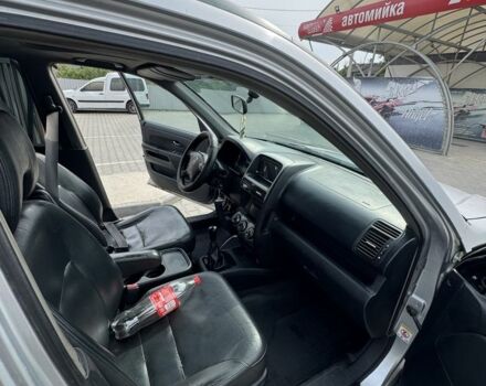 Серый Хонда СРВ, объемом двигателя 2.2 л и пробегом 310 тыс. км за 2500 $, фото 6 на Automoto.ua