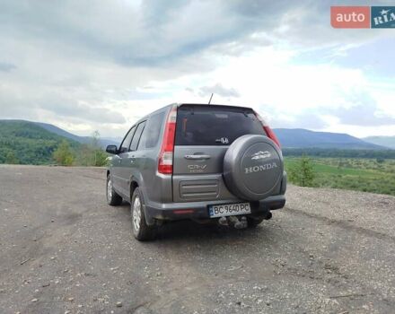 Серый Хонда СРВ, объемом двигателя 2.2 л и пробегом 292 тыс. км за 7300 $, фото 5 на Automoto.ua