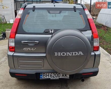 Серый Хонда СРВ, объемом двигателя 2 л и пробегом 256 тыс. км за 7500 $, фото 1 на Automoto.ua