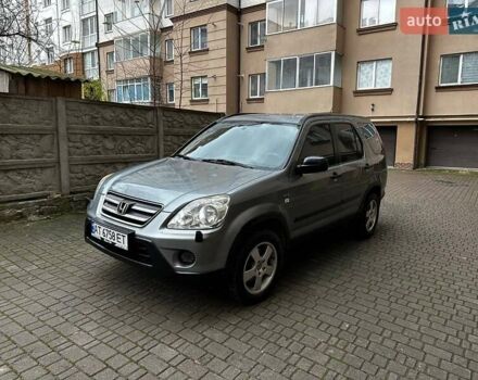 Серый Хонда СРВ, объемом двигателя 2 л и пробегом 400 тыс. км за 6000 $, фото 3 на Automoto.ua