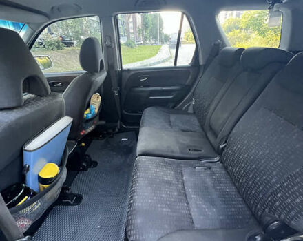 Сірий Хонда СРВ, об'ємом двигуна 2 л та пробігом 350 тис. км за 5999 $, фото 6 на Automoto.ua