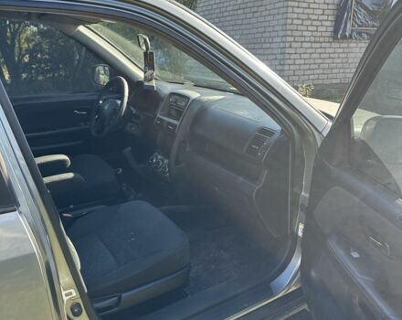 Сірий Хонда СРВ, об'ємом двигуна 2.2 л та пробігом 380 тис. км за 3500 $, фото 7 на Automoto.ua