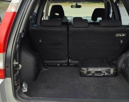 Серый Хонда СРВ, объемом двигателя 2 л и пробегом 254 тыс. км за 8700 $, фото 12 на Automoto.ua