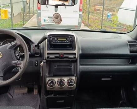 Серый Хонда СРВ, объемом двигателя 2 л и пробегом 256 тыс. км за 7500 $, фото 7 на Automoto.ua