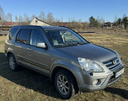 Сірий Хонда СРВ, об'ємом двигуна 2.2 л та пробігом 200 тис. км за 5200 $, фото 2 на Automoto.ua