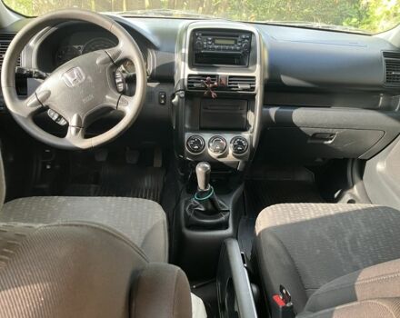 Серый Хонда СРВ, объемом двигателя 2.2 л и пробегом 272 тыс. км за 6000 $, фото 5 на Automoto.ua