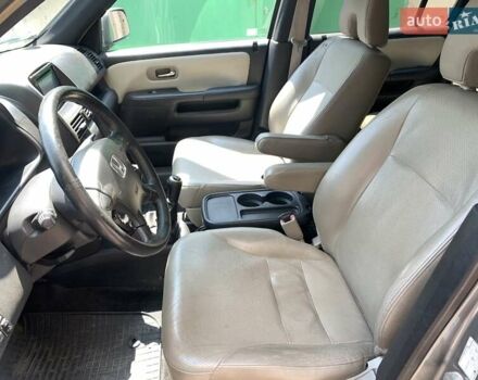 Серый Хонда СРВ, объемом двигателя 2.2 л и пробегом 461 тыс. км за 6300 $, фото 3 на Automoto.ua