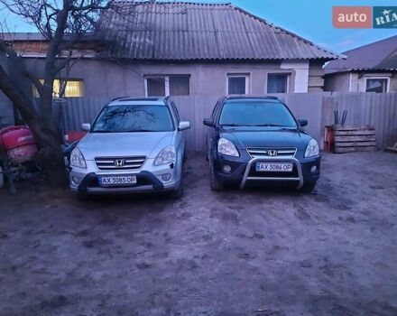 Серый Хонда СРВ, объемом двигателя 2 л и пробегом 166 тыс. км за 10000 $, фото 4 на Automoto.ua