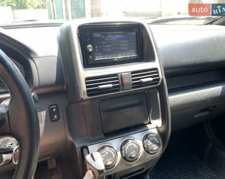 Серый Хонда СРВ, объемом двигателя 2.2 л и пробегом 461 тыс. км за 6300 $, фото 2 на Automoto.ua