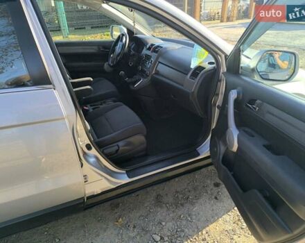 Серый Хонда СРВ, объемом двигателя 2.2 л и пробегом 285 тыс. км за 8999 $, фото 9 на Automoto.ua