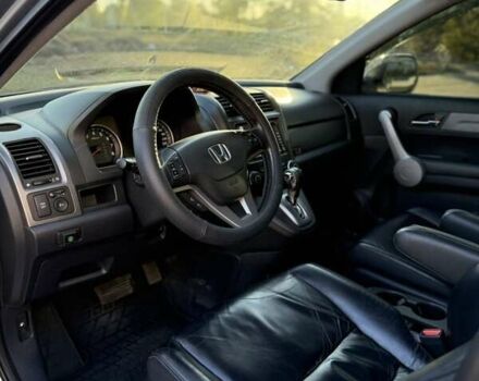 Серый Хонда СРВ, объемом двигателя 2 л и пробегом 277 тыс. км за 10500 $, фото 2 на Automoto.ua