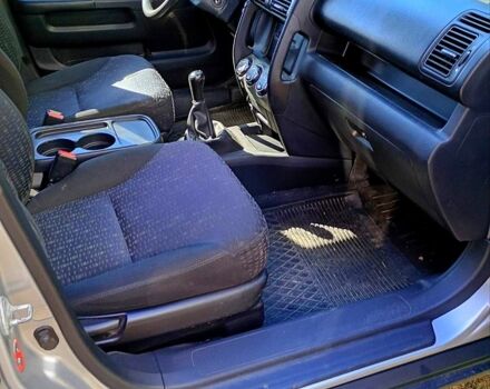 Сірий Хонда СРВ, об'ємом двигуна 2.2 л та пробігом 270 тис. км за 5000 $, фото 8 на Automoto.ua