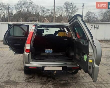 Сірий Хонда СРВ, об'ємом двигуна 2.2 л та пробігом 340 тис. км за 5100 $, фото 8 на Automoto.ua