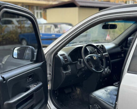 Серый Хонда СРВ, объемом двигателя 2 л и пробегом 290 тыс. км за 5900 $, фото 9 на Automoto.ua