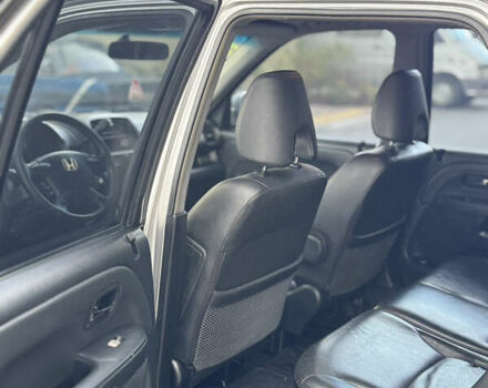 Серый Хонда СРВ, объемом двигателя 2 л и пробегом 290 тыс. км за 5900 $, фото 10 на Automoto.ua