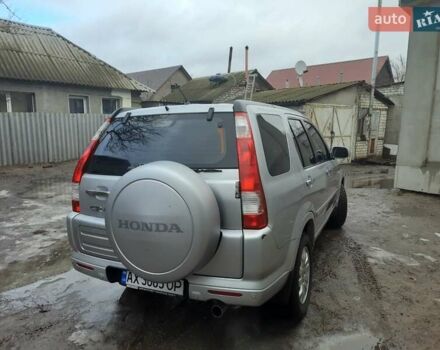 Серый Хонда СРВ, объемом двигателя 2 л и пробегом 166 тыс. км за 10000 $, фото 2 на Automoto.ua