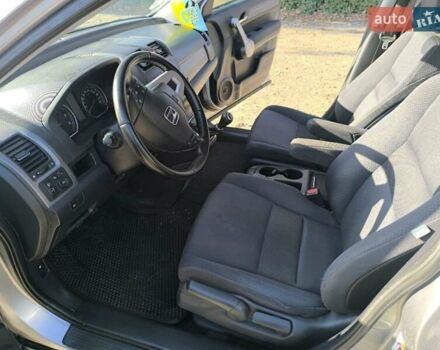 Серый Хонда СРВ, объемом двигателя 2.2 л и пробегом 285 тыс. км за 8999 $, фото 16 на Automoto.ua