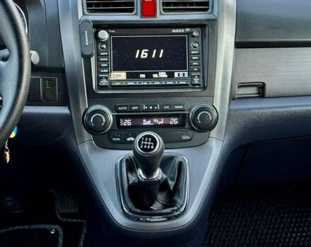 Серый Хонда СРВ, объемом двигателя 2.2 л и пробегом 286 тыс. км за 9100 $, фото 20 на Automoto.ua