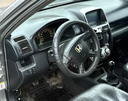 Серый Хонда СРВ, объемом двигателя 2.2 л и пробегом 999 тыс. км за 4700 $, фото 6 на Automoto.ua