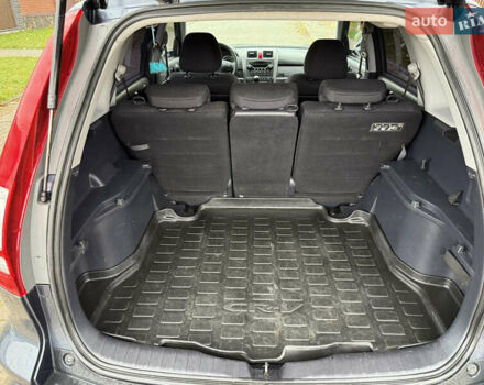 Хонда СРВ 2007 в Луцке на Automoto.ua Серый Хонда СРВ, объемом двигателя 2 л и пробегом 235 тыс. км за 8555 $, фото 13 на Automoto.ua