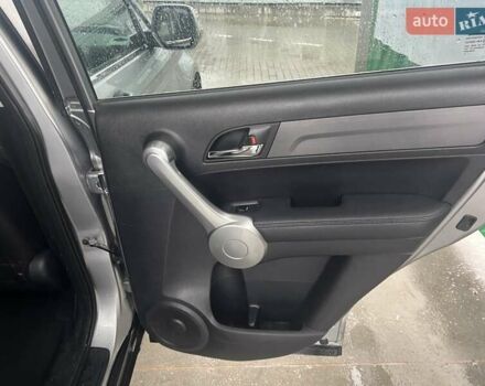 Сірий Хонда СРВ, об'ємом двигуна 2.2 л та пробігом 260 тис. км за 9300 $, фото 9 на Automoto.ua