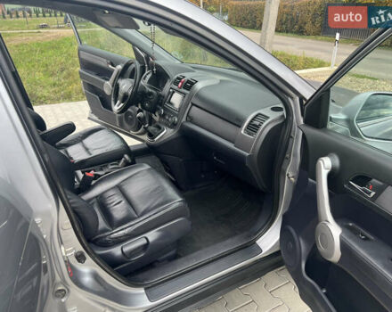 Серый Хонда СРВ, объемом двигателя 2.2 л и пробегом 293 тыс. км за 9800 $, фото 25 на Automoto.ua