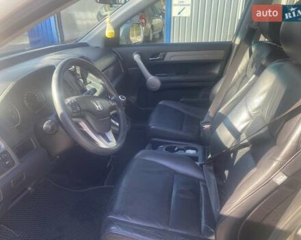 Хонда СРВ 2007 в Николаеве на Automoto.ua Серый Хонда СРВ, объемом двигателя 2.2 л и пробегом 300 тыс. км за 8800 $, фото 9 на Automoto.ua