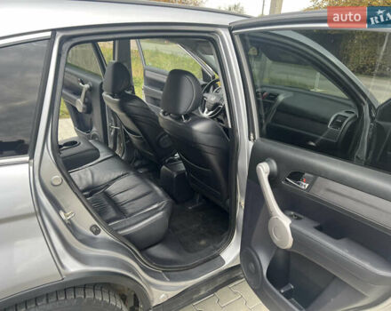 Серый Хонда СРВ, объемом двигателя 2.2 л и пробегом 293 тыс. км за 9800 $, фото 30 на Automoto.ua