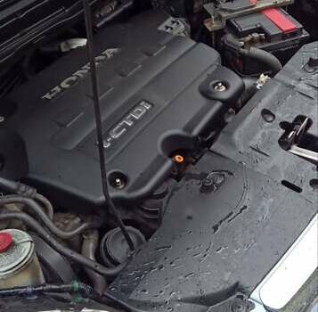 Серый Хонда СРВ, объемом двигателя 2.2 л и пробегом 232 тыс. км за 11000 $, фото 8 на Automoto.ua