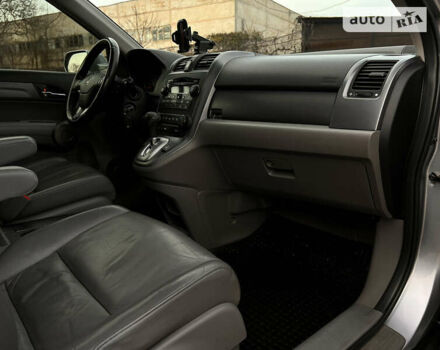 Серый Хонда СРВ, объемом двигателя 2.35 л и пробегом 167 тыс. км за 10800 $, фото 10 на Automoto.ua