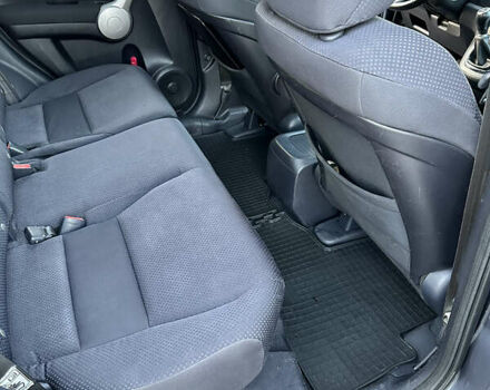 Сірий Хонда СРВ, об'ємом двигуна 2.2 л та пробігом 250 тис. км за 10900 $, фото 23 на Automoto.ua