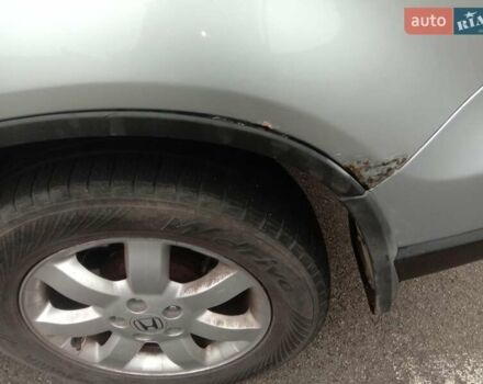 Сірий Хонда СРВ, об'ємом двигуна 2.4 л та пробігом 356 тис. км за 8200 $, фото 7 на Automoto.ua