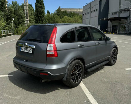 Серый Хонда СРВ, объемом двигателя 2.35 л и пробегом 300 тыс. км за 8500 $, фото 3 на Automoto.ua