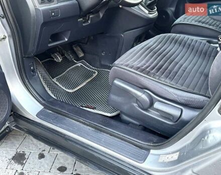 Серый Хонда СРВ, объемом двигателя 2.2 л и пробегом 286 тыс. км за 9100 $, фото 16 на Automoto.ua