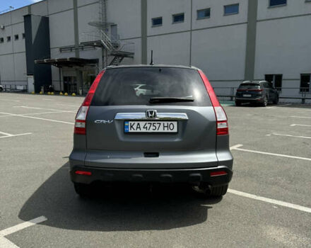 Серый Хонда СРВ, объемом двигателя 2.35 л и пробегом 300 тыс. км за 8500 $, фото 2 на Automoto.ua