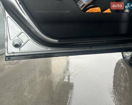 Сірий Хонда СРВ, об'ємом двигуна 2.2 л та пробігом 260 тис. км за 9300 $, фото 2 на Automoto.ua