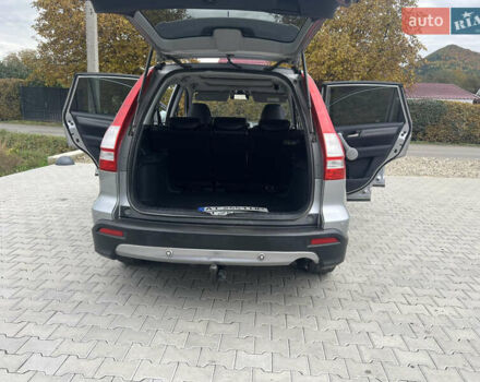 Серый Хонда СРВ, объемом двигателя 2.2 л и пробегом 293 тыс. км за 9800 $, фото 18 на Automoto.ua