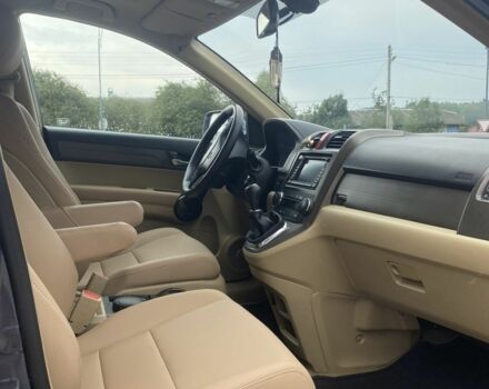 Серый Хонда СРВ, объемом двигателя 2.2 л и пробегом 235 тыс. км за 9500 $, фото 18 на Automoto.ua