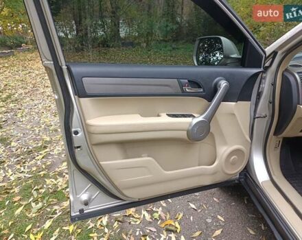 Серый Хонда СРВ, объемом двигателя 2.2 л и пробегом 307 тыс. км за 10300 $, фото 15 на Automoto.ua