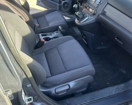 Серый Хонда СРВ, объемом двигателя 2.2 л и пробегом 210 тыс. км за 5207 $, фото 4 на Automoto.ua